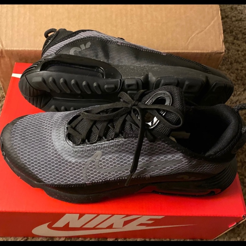 Nike Air Max 2090